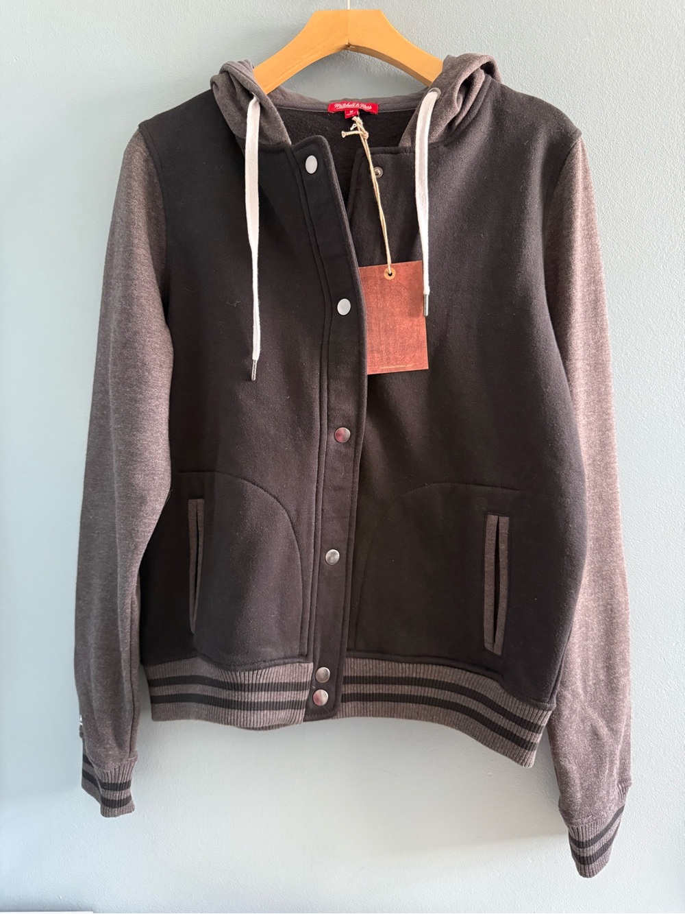 Mitchell & Ness Men’s Hooded Full Snap Varsity Jacket